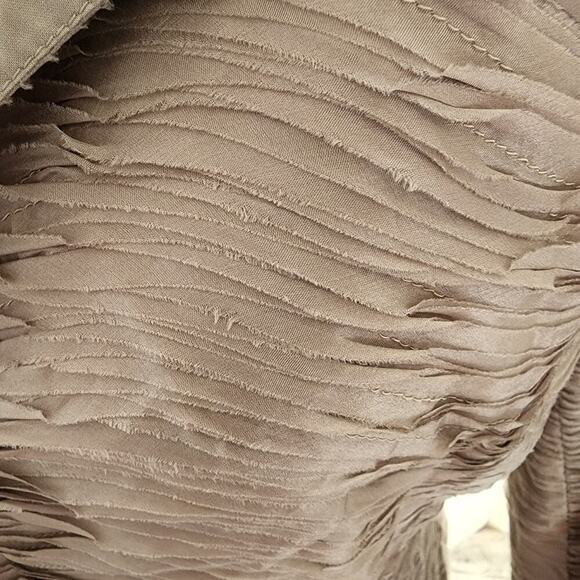 EILEEN FISHER SILK RAW EDGE LAYERD SILVER/GRAY JACKET SIZE SMALL - Picture 4 of 7